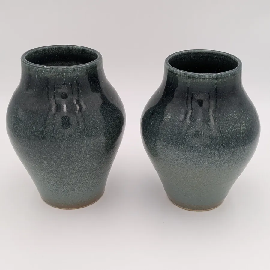Set of 2 slate vases