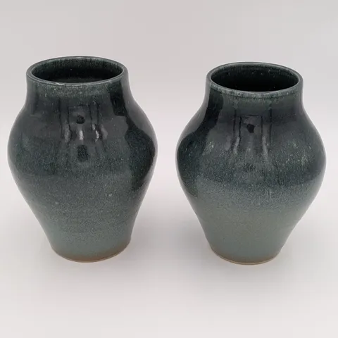 Set of 2 slate vases
