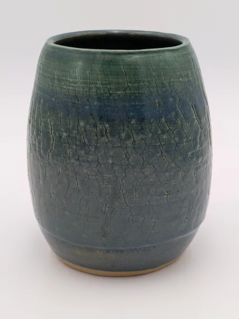 Utensil holder